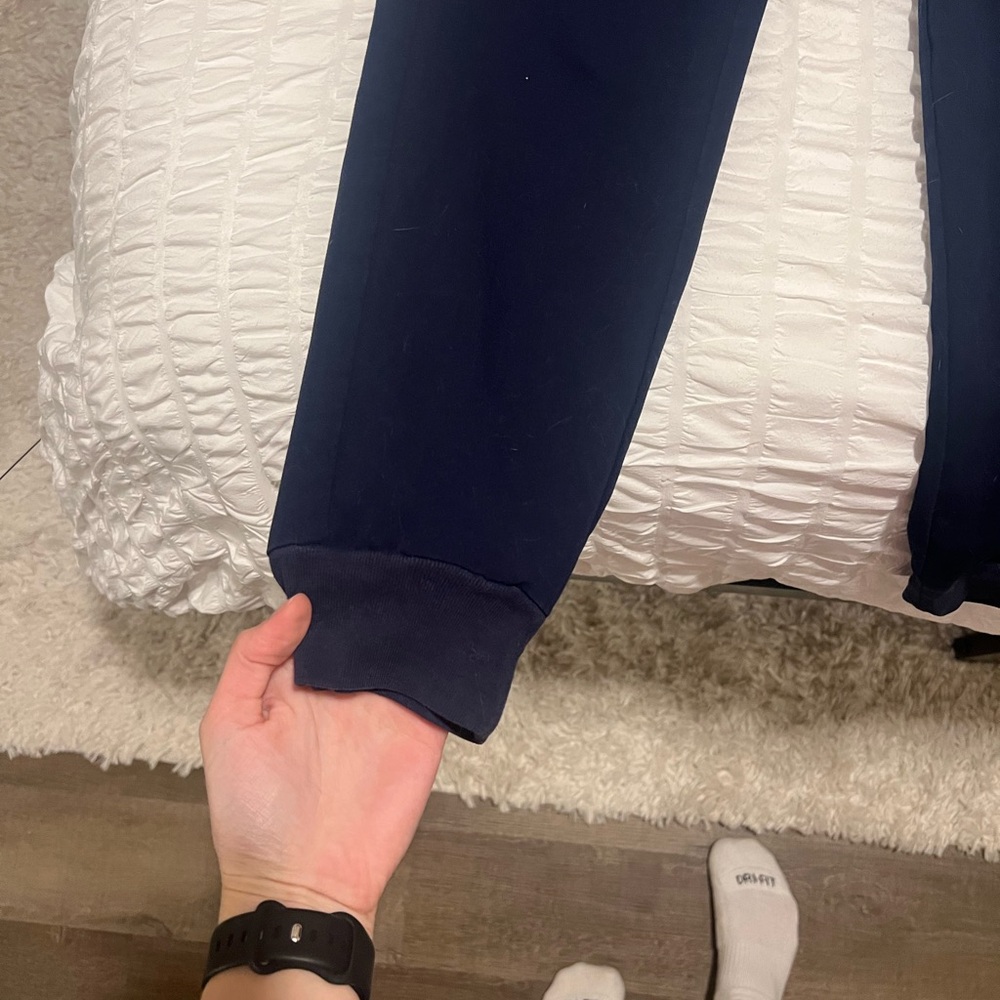 FIGS Zamora’s navy blue joggers medium tall *not high waisted*